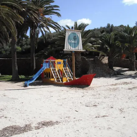 Hotel Casa Familiar Con Piscina, Cerca De La Playa 4*