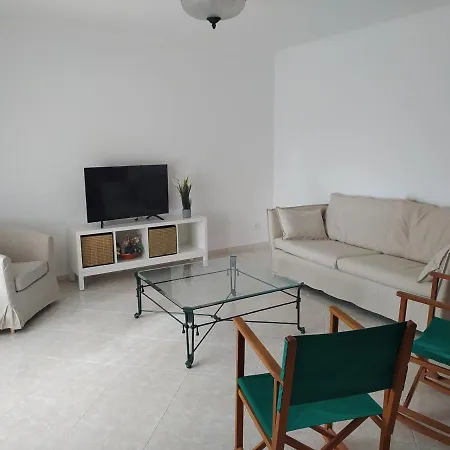 Casa Familiar Con Piscina, Cerca De La Playa Сьюдадела