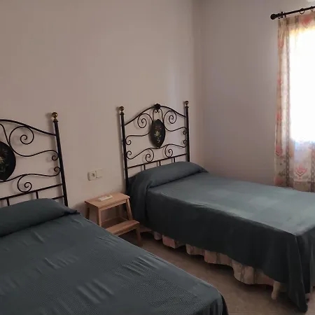 Casa Familiar Con Piscina, Cerca De La Playa