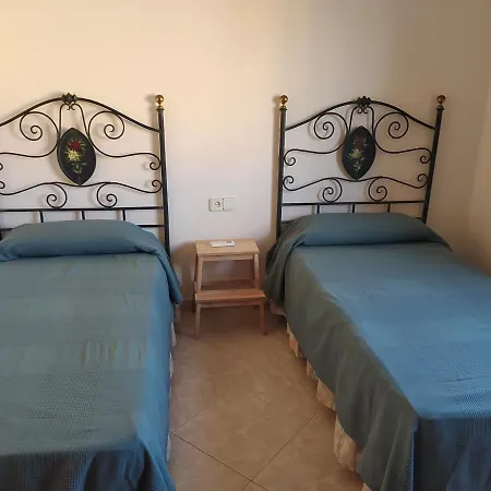 Casa Familiar Con Piscina, Cerca De La Playa Hotel 4*